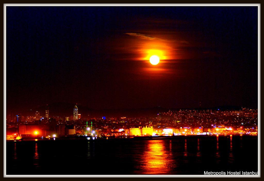 Metropolis Hostel & Guest House Istanbul Exterior photo