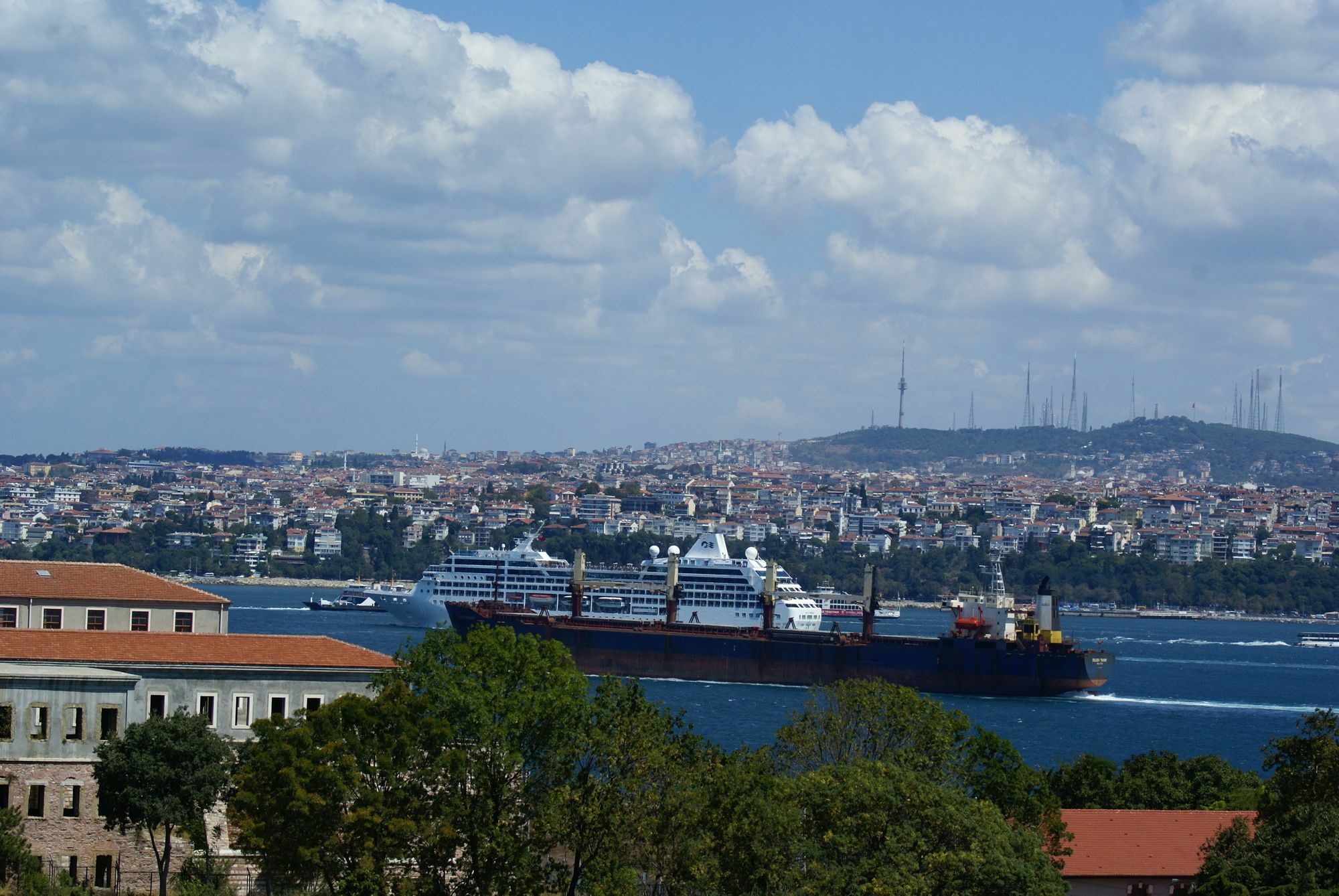 Metropolis Hostel & Guest House Istanbul Exterior photo